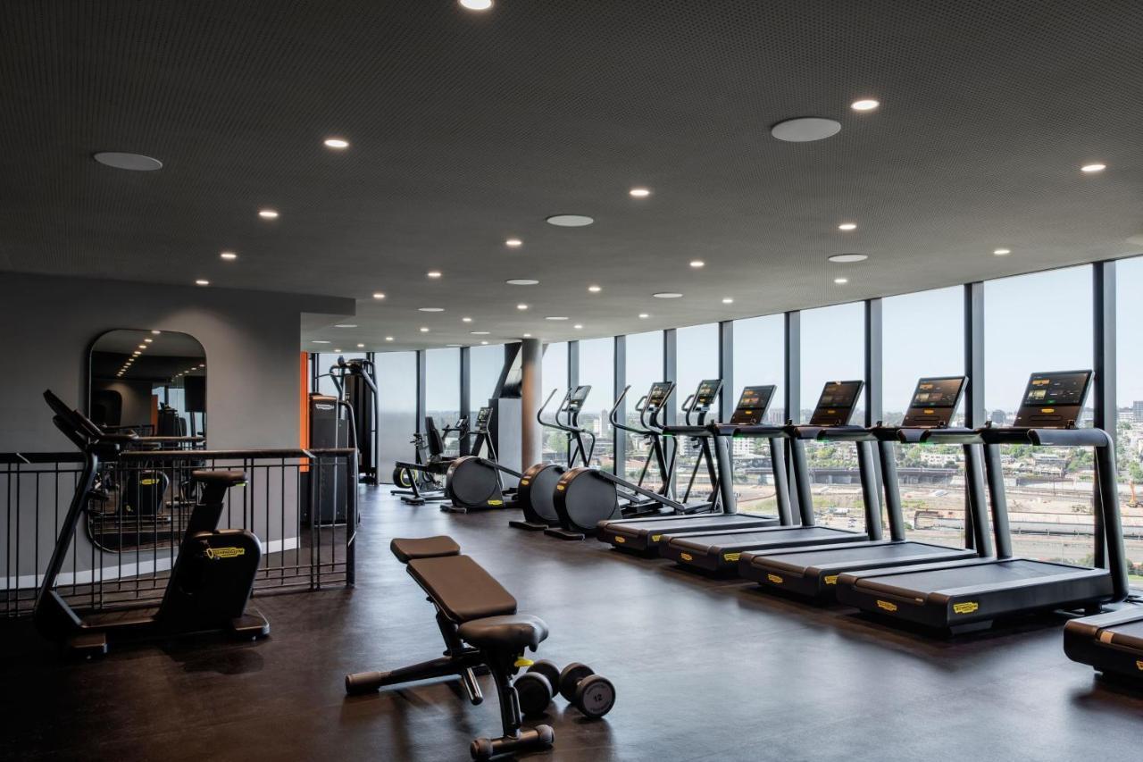 Melbourne Marriott Hotel Docklands Eksteriør bilde The gym at the 2018-opened hotel